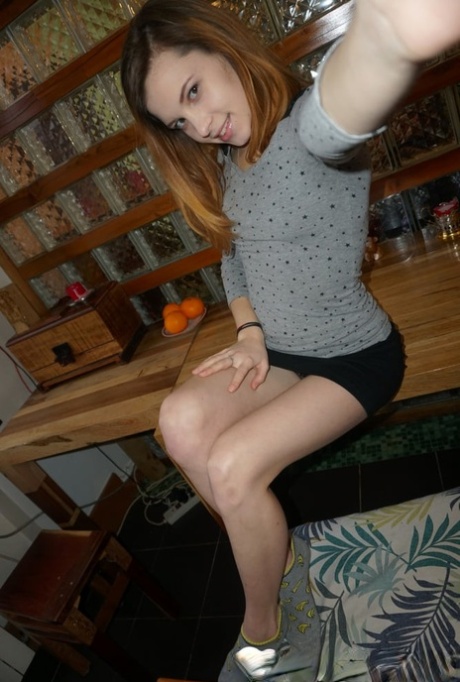 çi̇li̇ngi̇r Escort Pozitif Enerjili Bayan Cansu