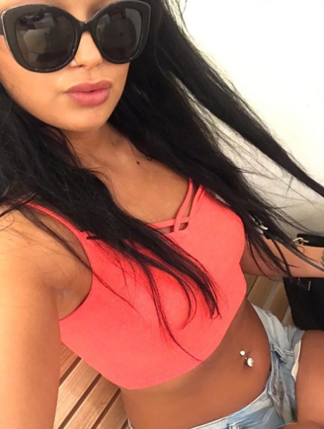 Deli̇kli̇kaya VIP Escort Bayan Victoria