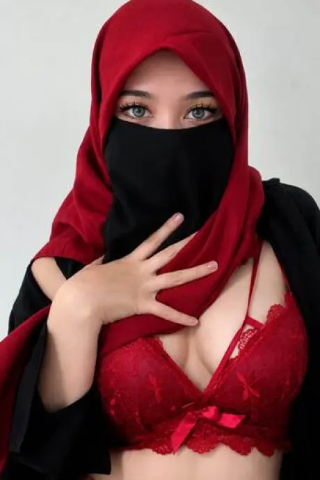 Esenler Escort Burcu Fotoğrafı (3)